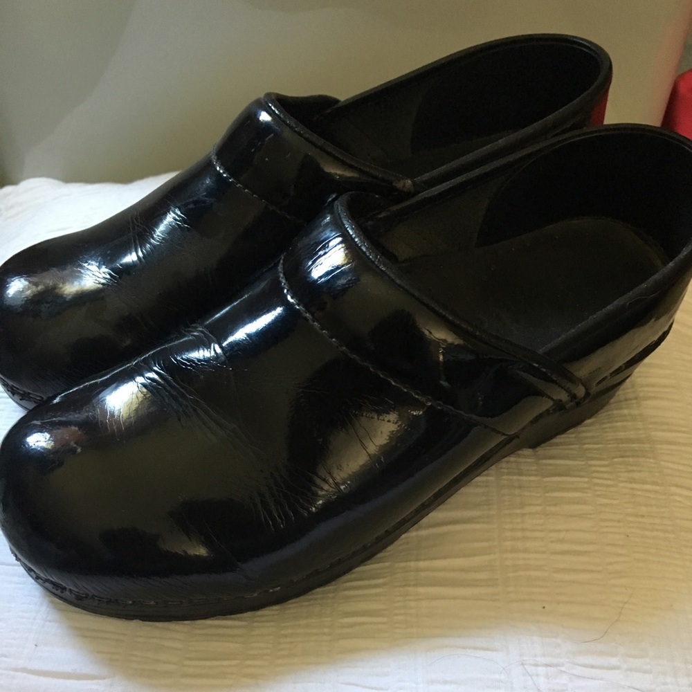 Sanita clogs